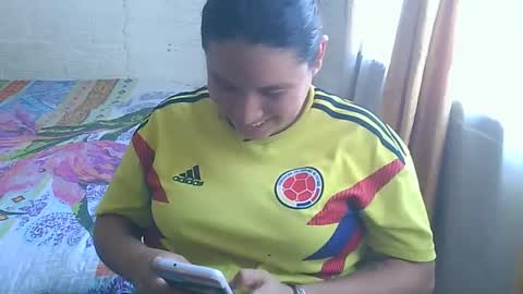 Maggie Taylor online show from October 18, 2025, 5:25 pm