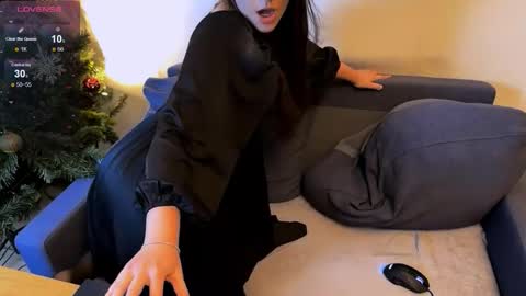 Jade online show from November 22, 2025, 2:54 am