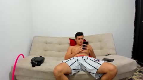 Snapshot of magnificent_star18 chatting on November 8, 2025, 7:08 am RONALD online show from November 8, 2025, 7:08 am