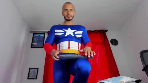 Snapshot of magnusclark chatting on October 28, 2025, 10:01 pm Magnusclark online show from October 28, 2025, 10:01 pm