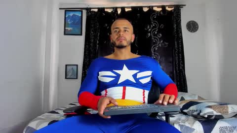 Snapshot of magnusclark chatting on November 19, 2025, 6:19 pm Magnusclark online show from November 19, 2025, 6:19 pm