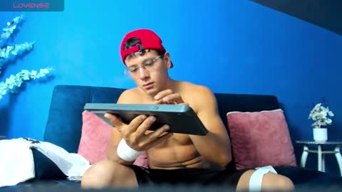 Magnus online show from December 20, 2025, 4:36 pm