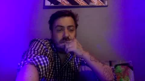 Snapshot of mahassitwalou chatting on March 4, 2026, 7:53 pm mahassitwalou online show from March 4, 2026, 7:53 pm