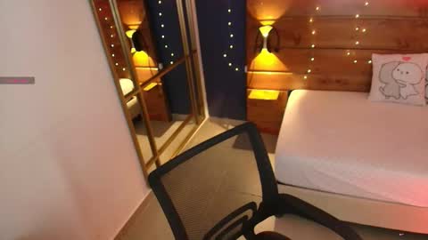 Dani online show from October 23, 2025, 11:09 am