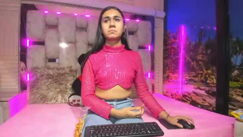 Snapshot of mahiara_hot chatting on July 14, 2026, 12:33 pm mahiara hot online show from July 14, 2026, 12:33 pm