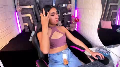 Snapshot of mahiara_hot chatting on July 28, 2026, 12:48 pm mahiara hot online show from July 28, 2026, 12:48 pm