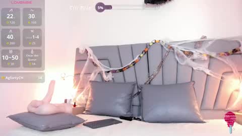 Snapshot of maia_520 chatting on October 15, 2025, 7:36 pm maia_520 online show from October 15, 2025, 7:36 pm