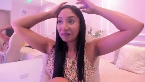Maia online show from April 24, 2026, 2:36 am