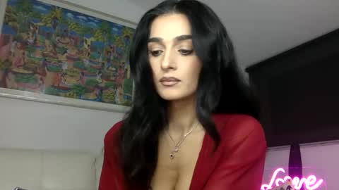 Snapshot of maiamaiamaia chatting on October 15, 2025, 8:42 pm maia online show from October 15, 2025, 8:42 pm
