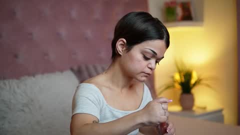  Maia  online show from September 19, 2025, 6:41 pm