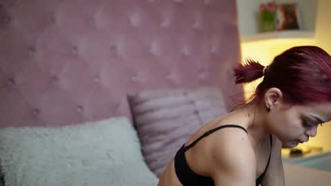  Maia  online show from March 14, 2026, 10:48 pm