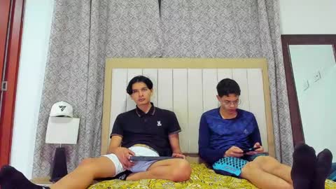 maicol_ruiz972049 online show from May 4, 2026, 1:01 am