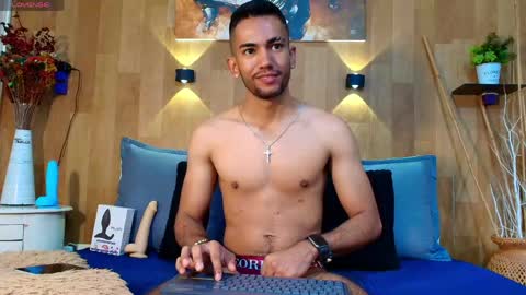 maicolparker0 online show from May 24, 2026, 3:39 pm