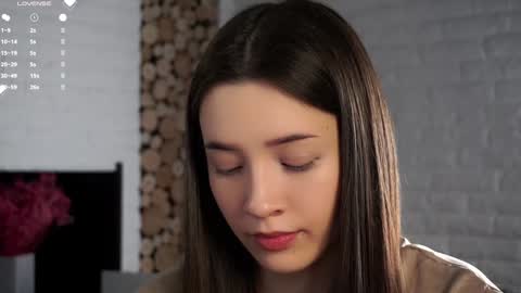 Snapshot of maidabuoy chatting on February 4, 2025, 1:45 am Lucy online show from February 4, 2025, 1:45 am