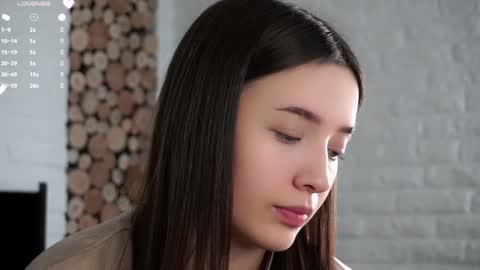 Snapshot of maidabuoy chatting on February 5, 2025, 4:37 am Lucy online show from February 5, 2025, 4:37 am