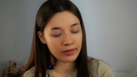 Snapshot of maidabuoy chatting on March 8, 2025, 4:23 am Lucy online show from March 8, 2025, 4:23 am