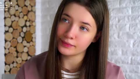 Snapshot of maidabuoy chatting on November 9, 2025, 2:10 am Lucy online show from November 9, 2025, 2:10 am