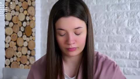 Snapshot of maidabuoy chatting on November 11, 2025, 2:22 am Lucy online show from November 11, 2025, 2:22 am