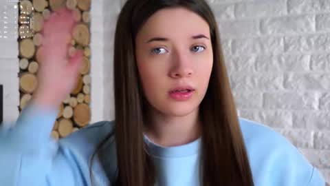 Snapshot of maidabuoy chatting on November 21, 2025, 2:10 am Lucy online show from November 21, 2025, 2:10 am