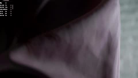 Snapshot of maidabuoy chatting on December 1, 2025, 2:05 am Lucy online show from December 1, 2025, 2:05 am