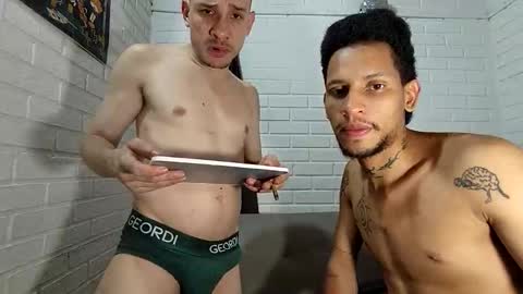 maiker23 online show from May 18, 2026, 2:18 am
