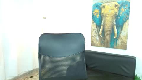 I am Maik online show from November 15, 2025, 2:13 pm