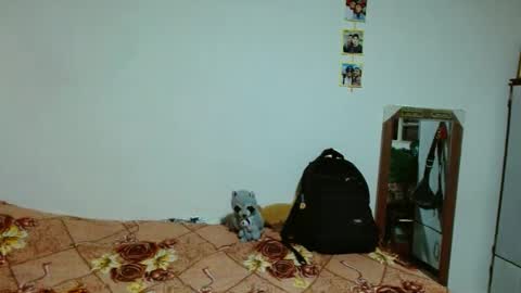 Maiki online show from November 20, 2025, 2:23 am