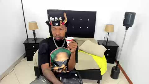 Snapshot of maikol_monstercock chatting on September 16, 2025, 4:13 am M A I K O L -- M O N S T E R C O C L online show from September 16, 2025, 4:13 am