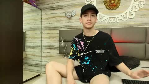 maikol_newman online show from April 16, 2026, 12:06 pm