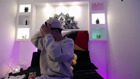 Maiky Cooper online show from February 26, 2025, 3:21 am