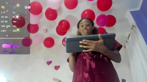 Snapshot of mailyn_er chatting on February 12, 2025, 1:09 am Mailyn online show from February 12, 2025, 1:09 am