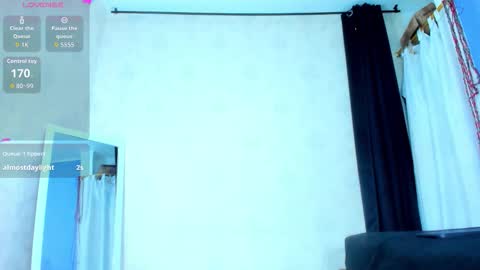 Mailyn online show from December 3, 2025, 9:46 pm