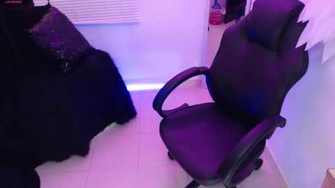 Maily online show from November 5, 2025, 12:05 pm