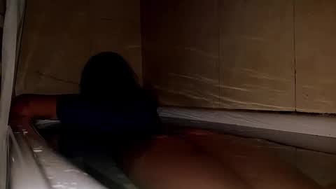 Snapshot of maipi2 chatting on November 1, 2025, 9:55 am Maipi online show from November 1, 2025, 9:55 am