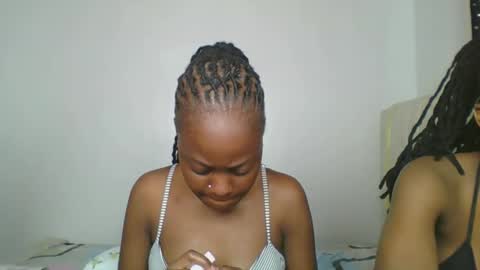 maira luv1 online show from December 22, 2025, 8:00 am