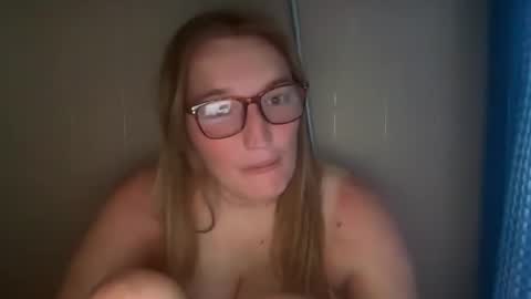 maisystellaxx online show from July 10, 2026, 7:05 pm
