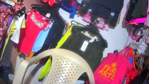 Snapshot of maite2020 chatting on December 13, 2024, 8:04 pm maite2020 online show from December 13, 2024, 8:04 pm