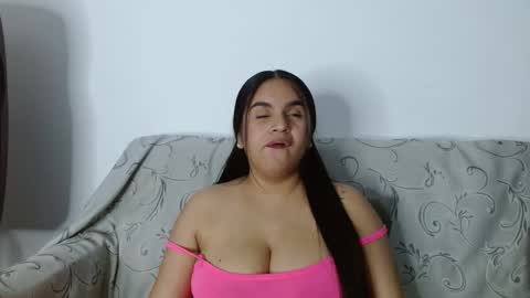 maite online show from February 8, 2026, 3:54 am