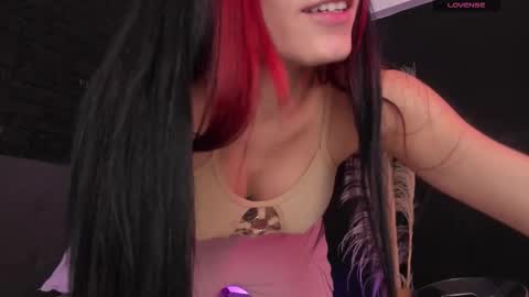 maite_smith69 online show from September 9, 2025, 12:26 pm