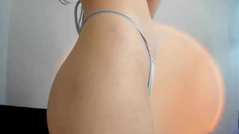 Snapshot of maiteht chatting on January 30, 2025, 1:21 pm maite online show from January 30, 2025, 1:21 pm