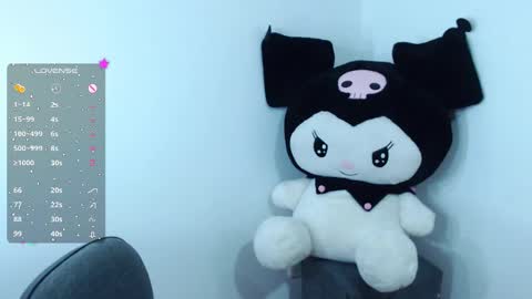 Snapshot of maja_bloom chatting on November 4, 2025, 1:05 am Maja online show from November 4, 2025, 1:05 am