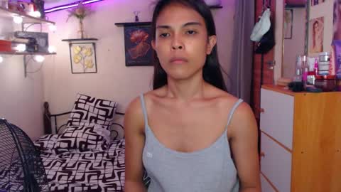 Bella online show from May 16, 2026, 3:33 pm