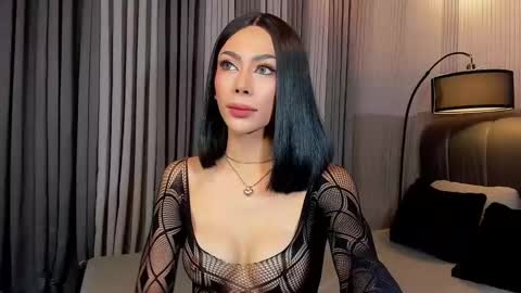 Lovely online show from February 3, 2025, 4:41 pm