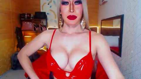 Snapshot of majesticmedusa chatting on February 6, 2025, 6:51 am majesticmedusa online show from February 6, 2025, 6:51 am