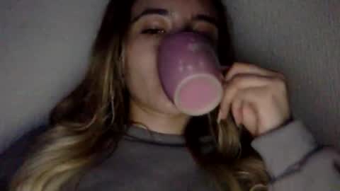 majo_gomezz online show from April 8, 2026, 11:05 pm