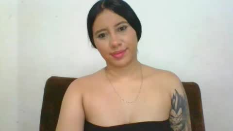 Snapshot of majo_rose chatting on February 17, 2025, 10:47 pm MAJO ROSE online show from February 17, 2025, 10:47 pm