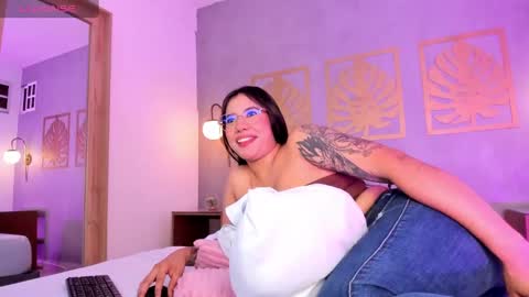 Snapshot of majo_rose chatting on October 2, 2025, 7:10 pm MAJO ROSE online show from October 2, 2025, 7:10 pm