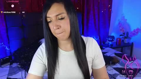 Celeste Bonet  online show from November 21, 2025, 4:49 pm