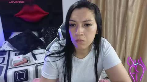 Celeste Bonet  online show from December 20, 2025, 11:50 am