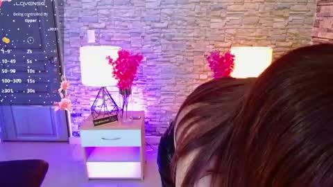 Makarena  online show from April 19, 2026, 10:12 pm